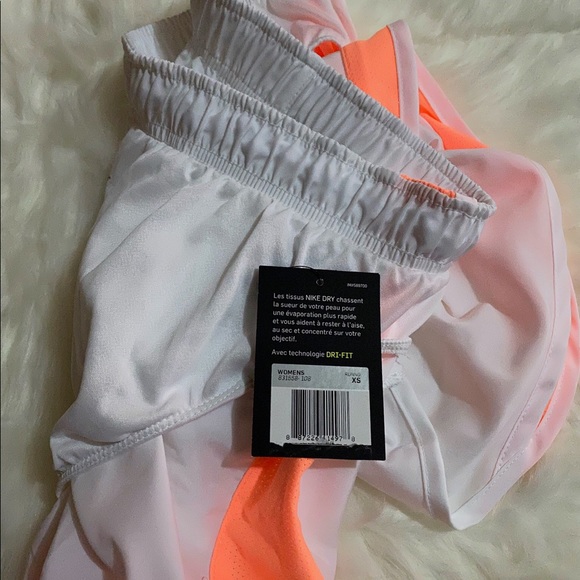 NWT NIKE DriFit Athletic Gym Jog Run White Shorts - Picture 11 of 11